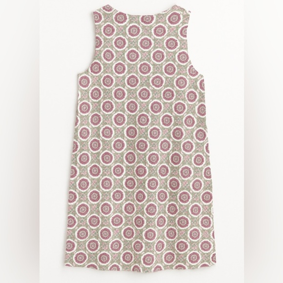 Boden Sleeveless Shift Dress US 8R Pink Medallion Floral V-Neck Knee Length - Picture 10 of 10